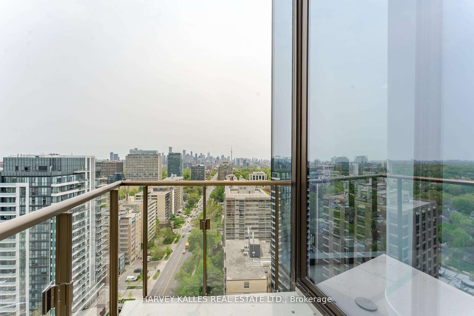 215 Lonsdale Road 2002, Toronto Unit: 2002