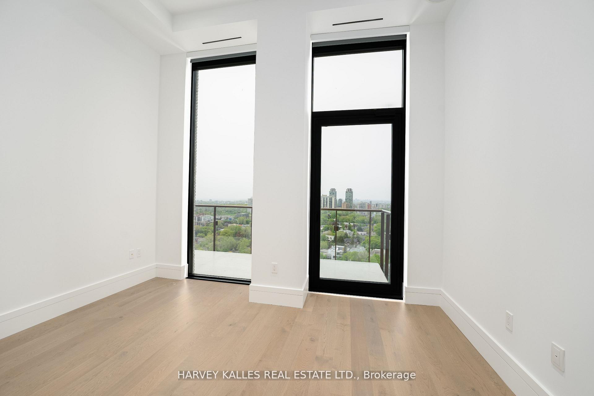 215 Lonsdale Road 2002, Toronto Unit: 2002