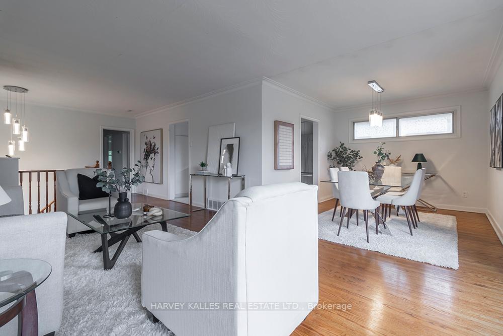 135 Combe Avenue, Toronto