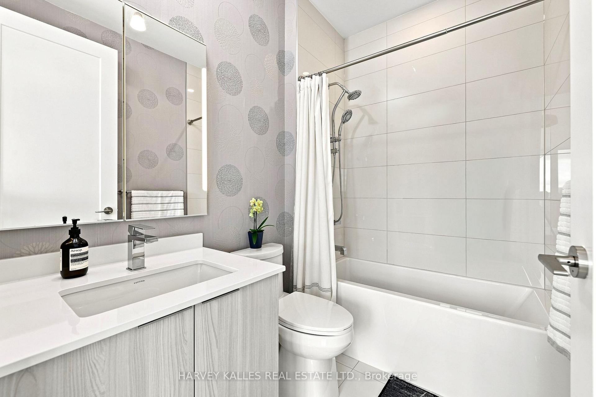 1 Belsize Drive PH6, Toronto Unit: PH6