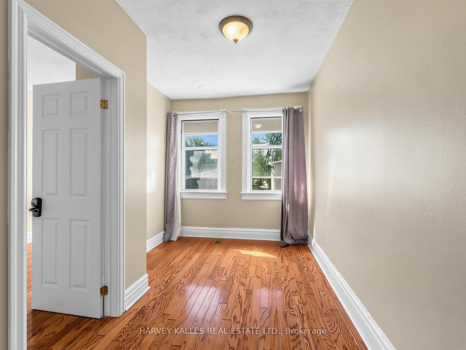 258 Harbord Street, Toronto