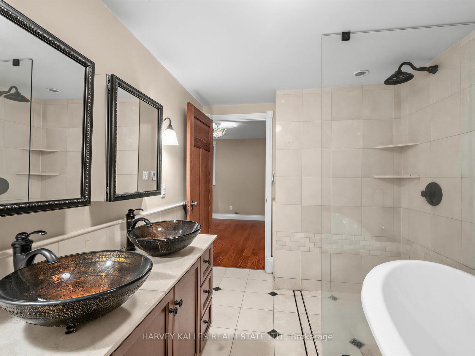 258 Harbord Street, Toronto