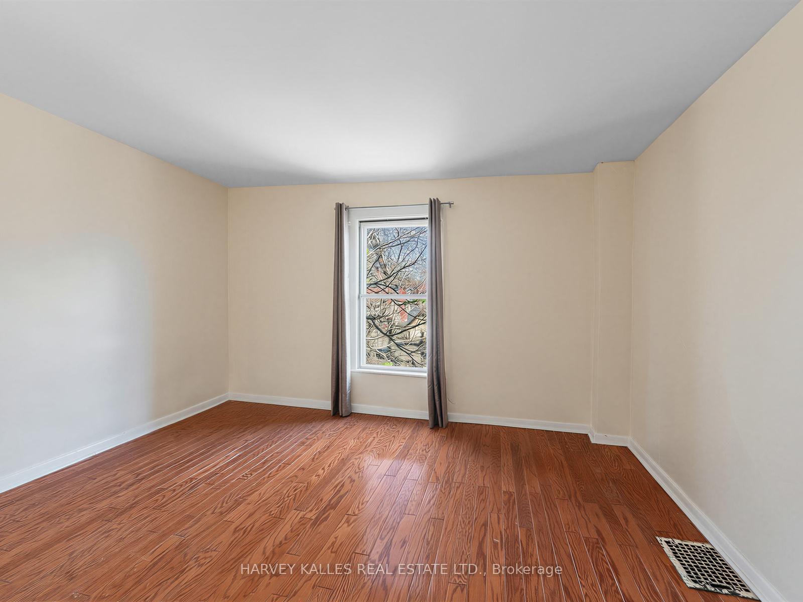 258 Harbord Street, Toronto