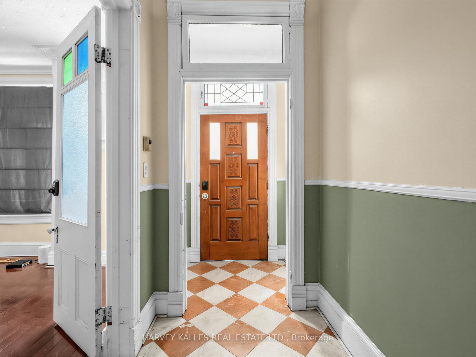 258 Harbord Street, Toronto