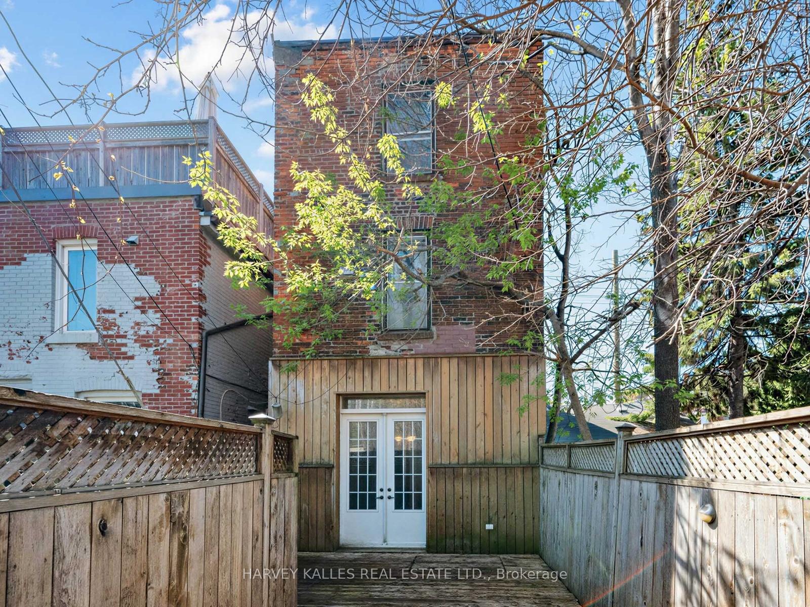 258 Harbord Street, Toronto