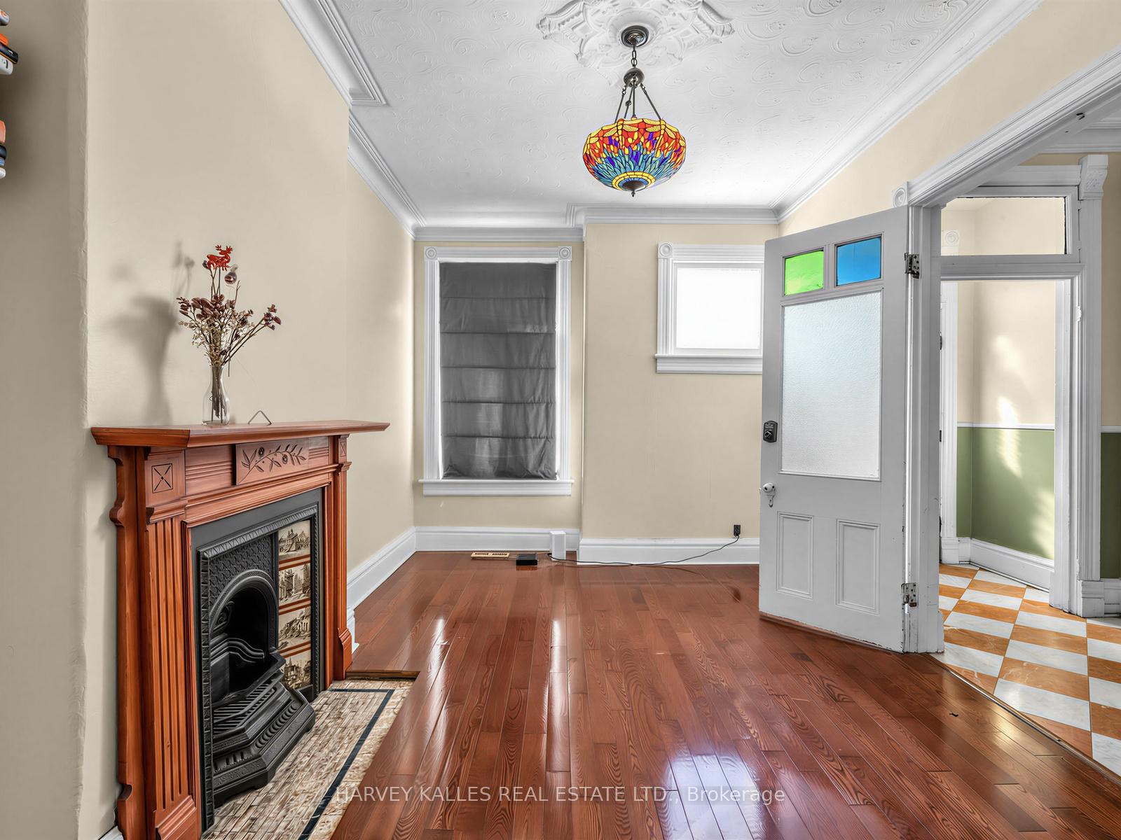 258 Harbord Street, Toronto