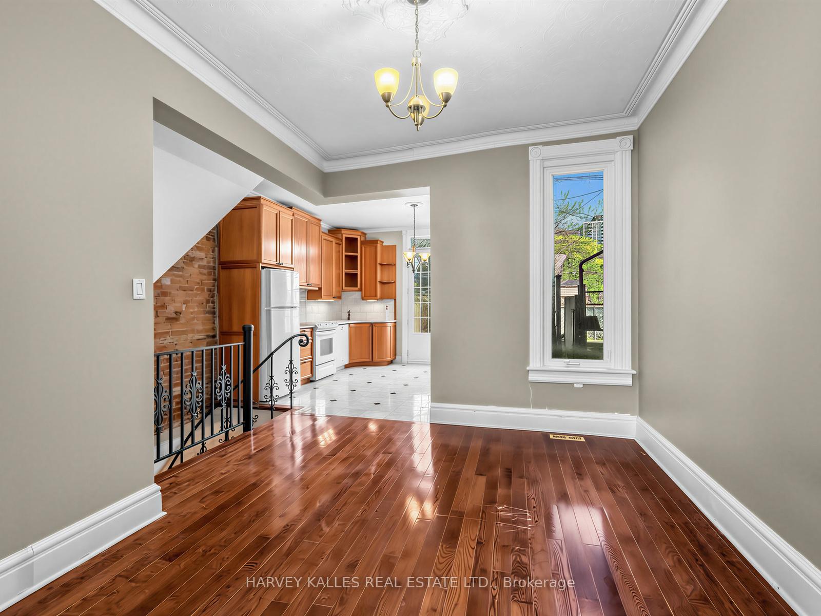 258 Harbord Street, Toronto
