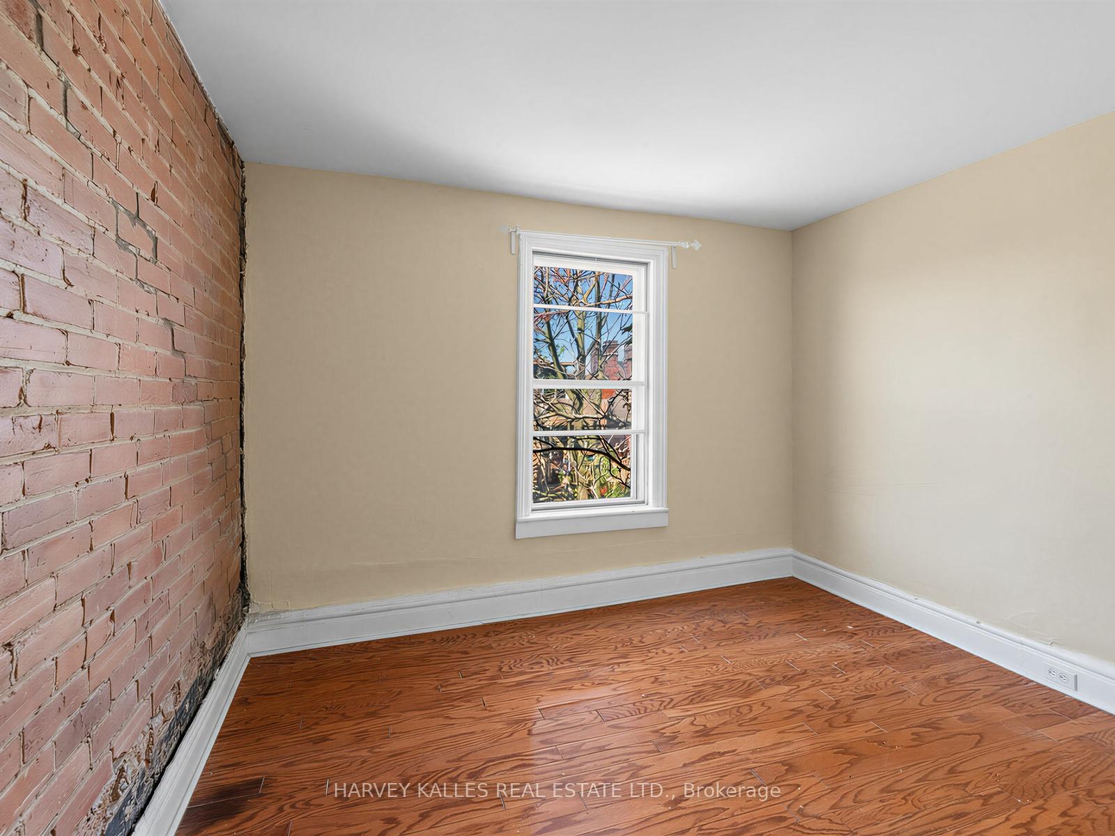 258 Harbord Street, Toronto
