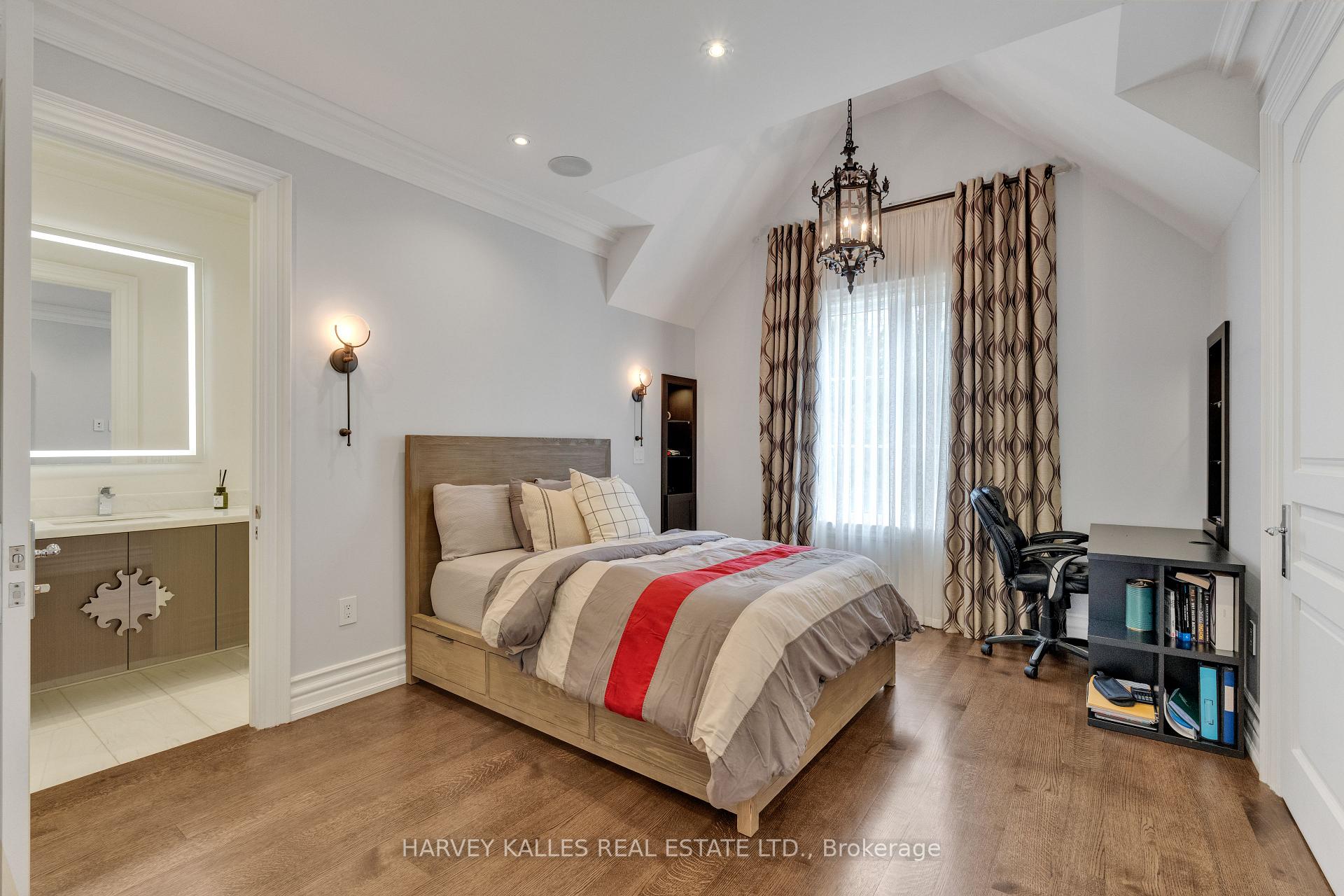 64 Yorkminster Road, Toronto