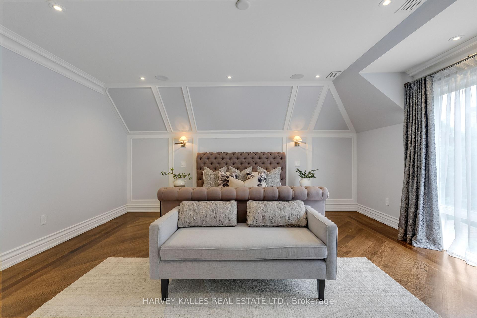 64 Yorkminster Road, Toronto