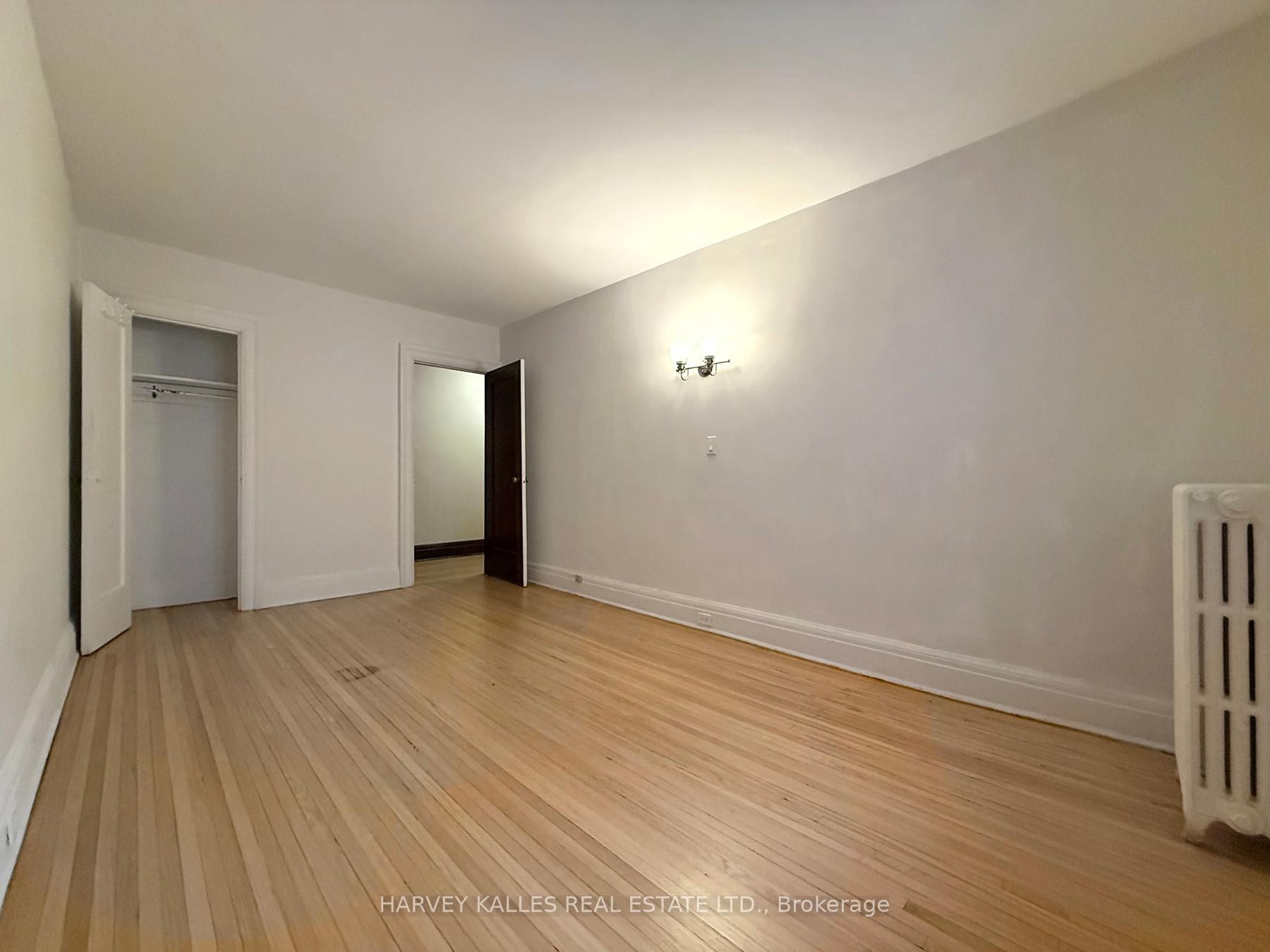 42 Glencairn Avenue B, Toronto Unit: B