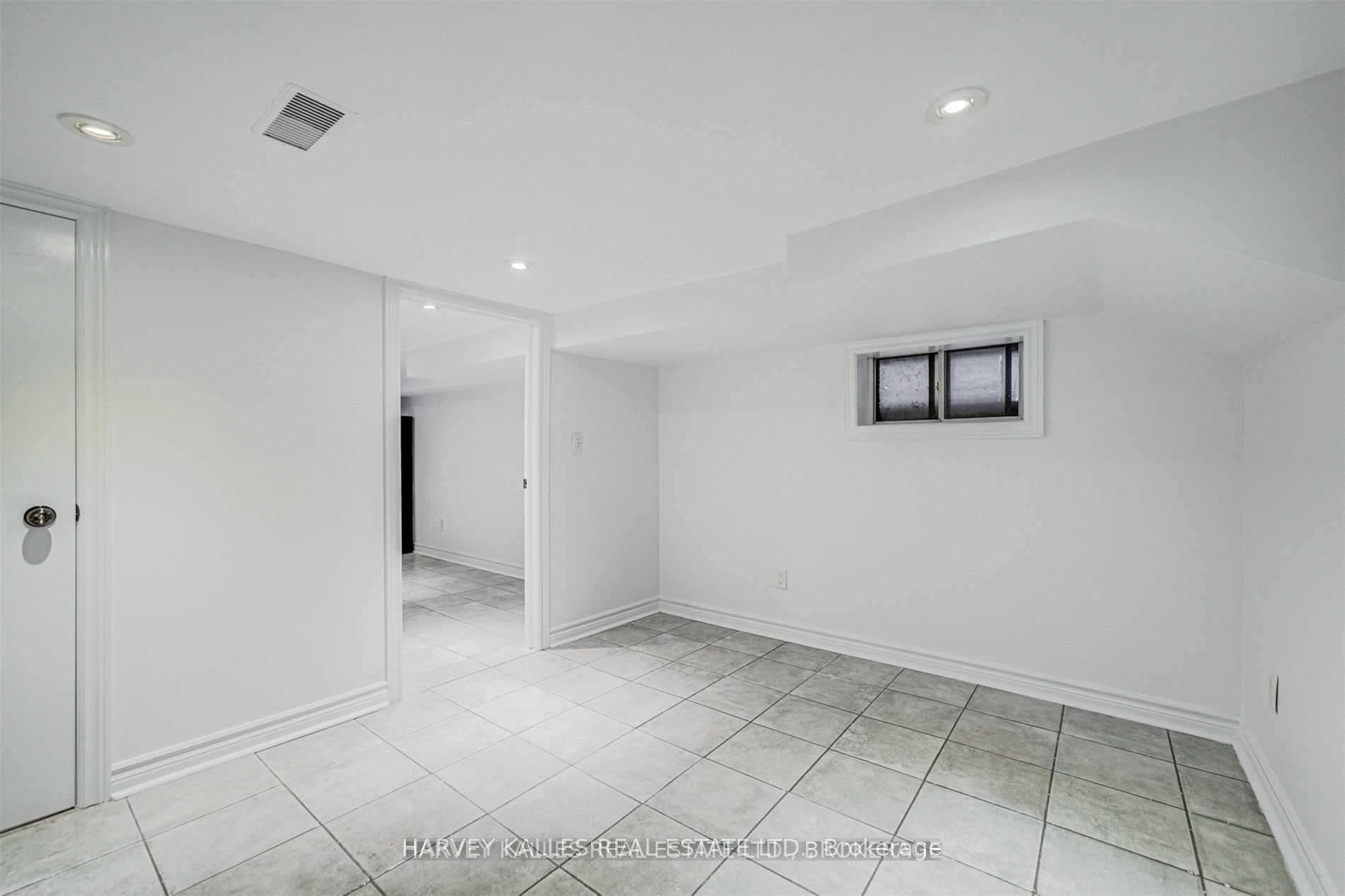 184 Cedric Avenue Lower, Toronto Unit: Lower
