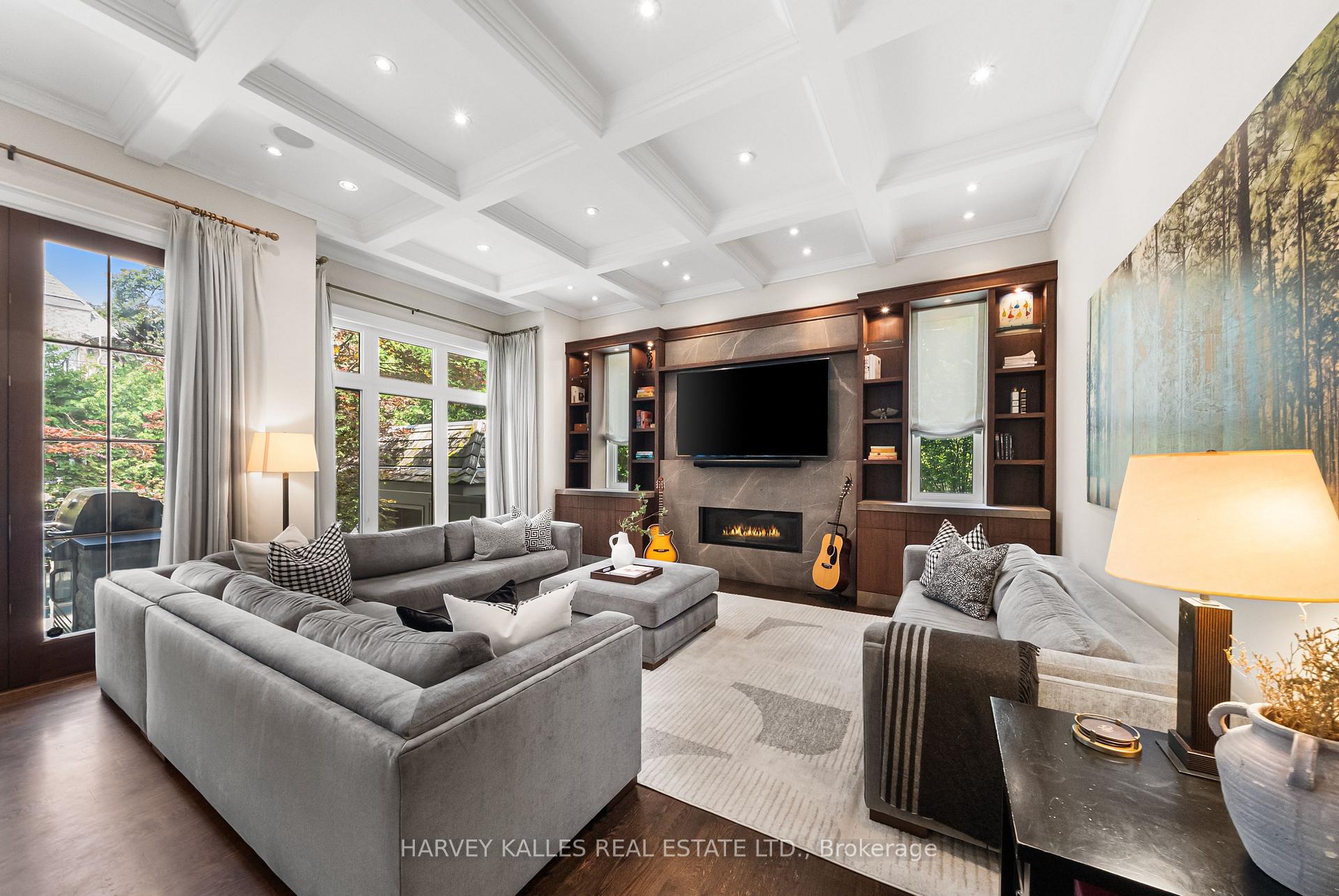 6 Vesta Drive, Toronto