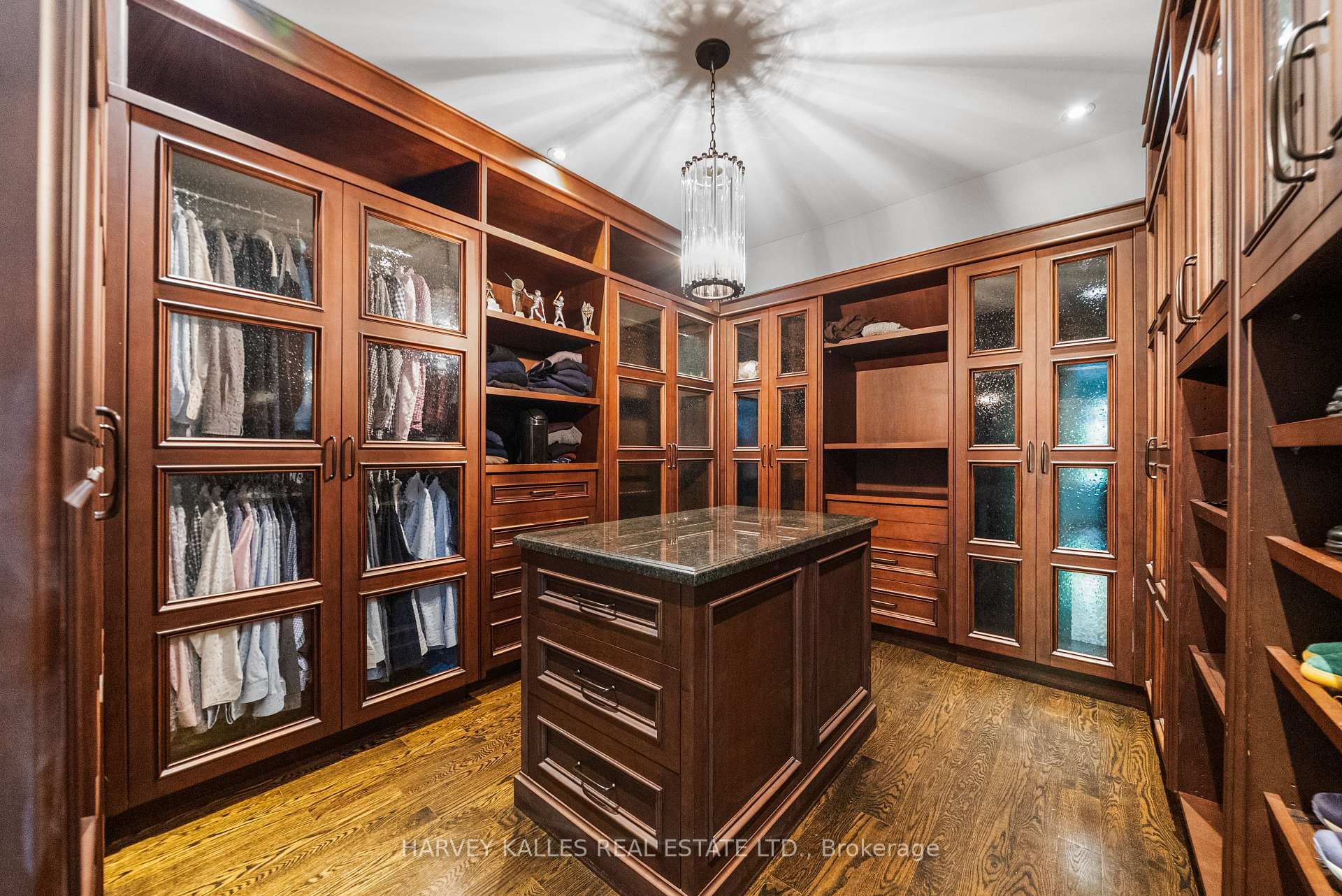 6 Vesta Drive, Toronto