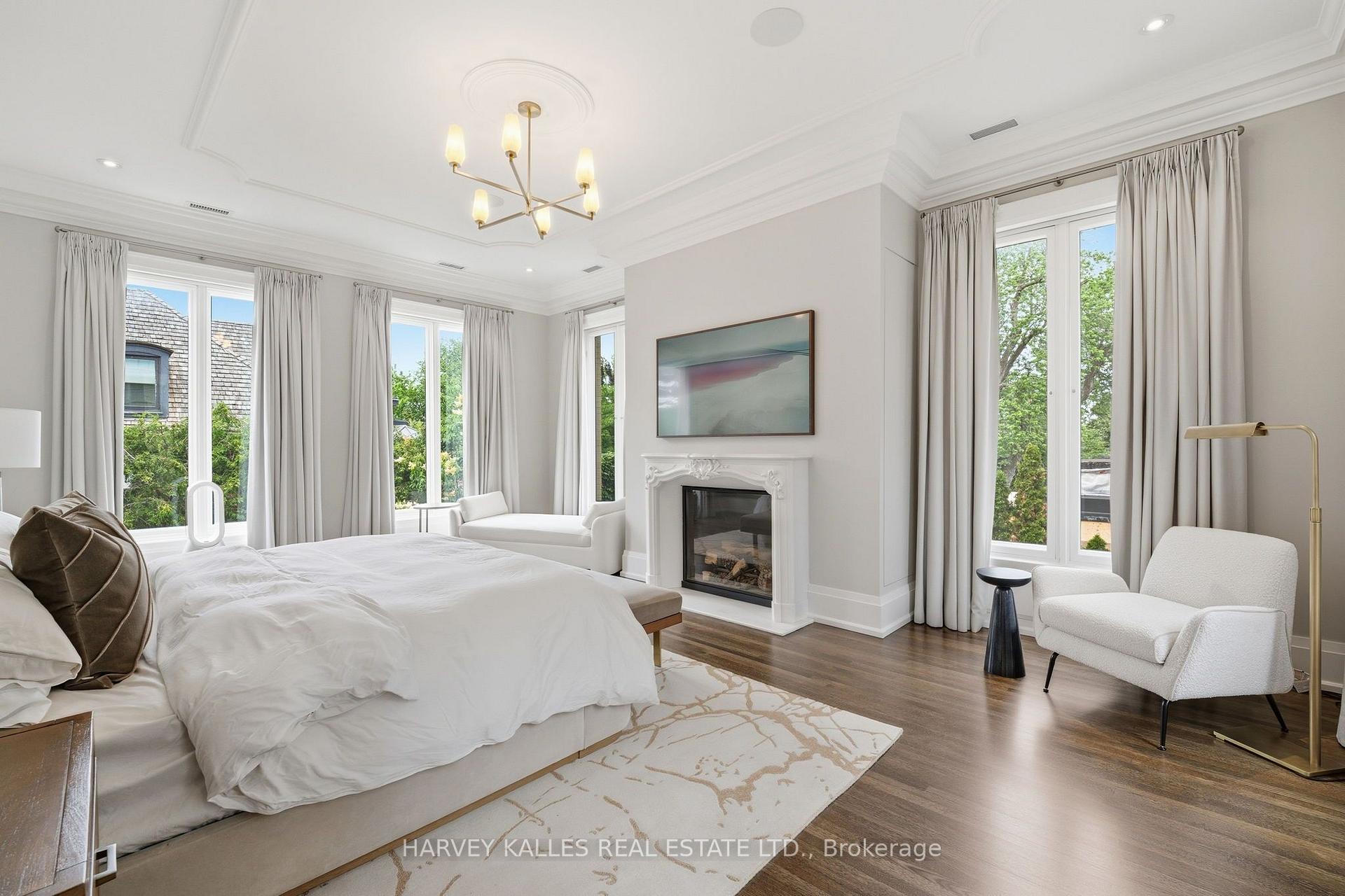 139 Dunvegan Road, Toronto