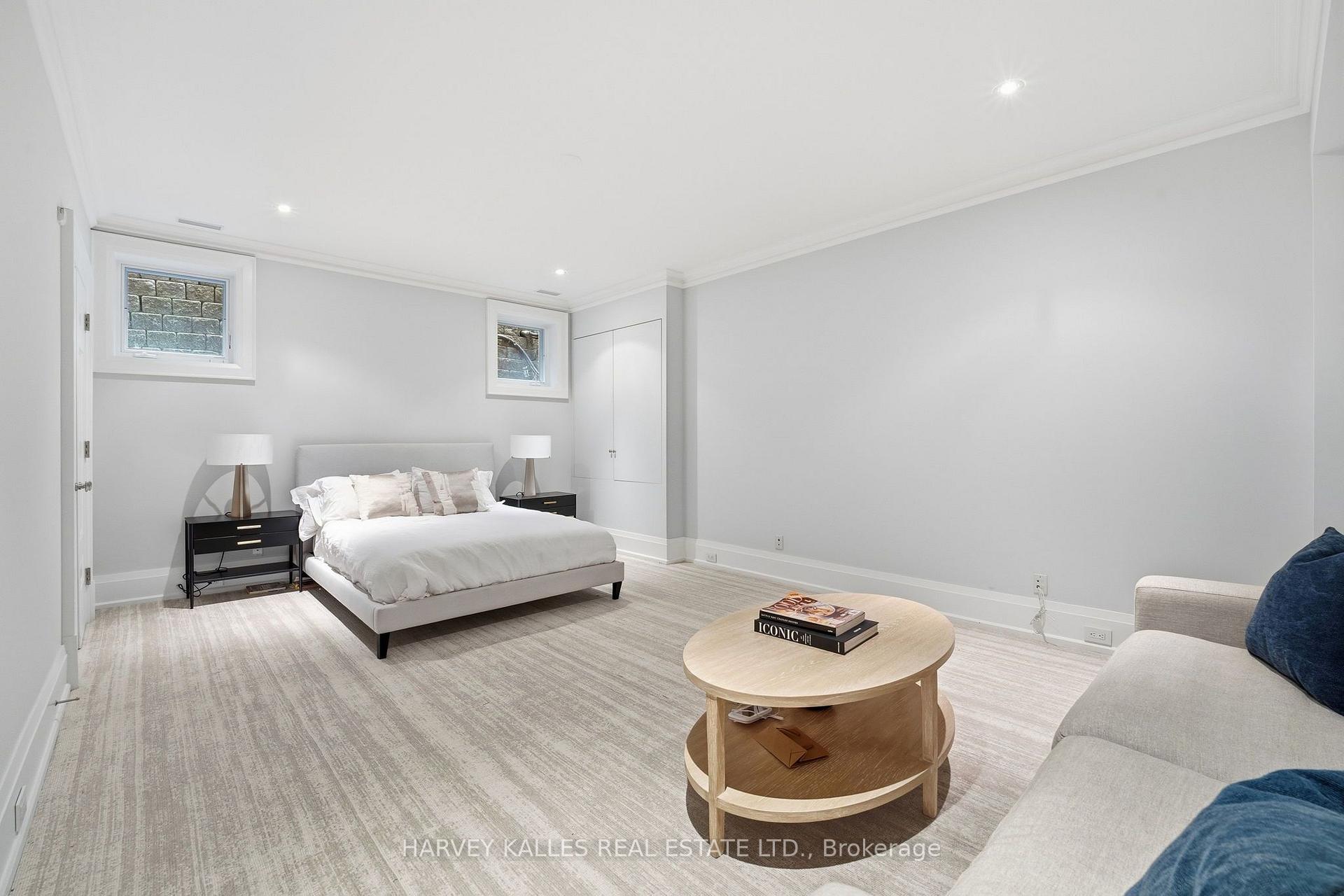 139 Dunvegan Road, Toronto