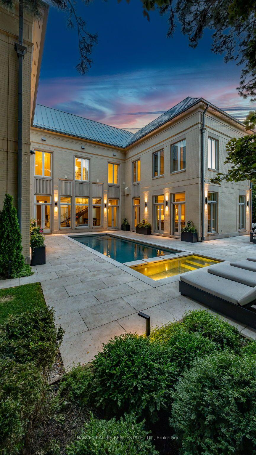 139 Dunvegan Road, Toronto