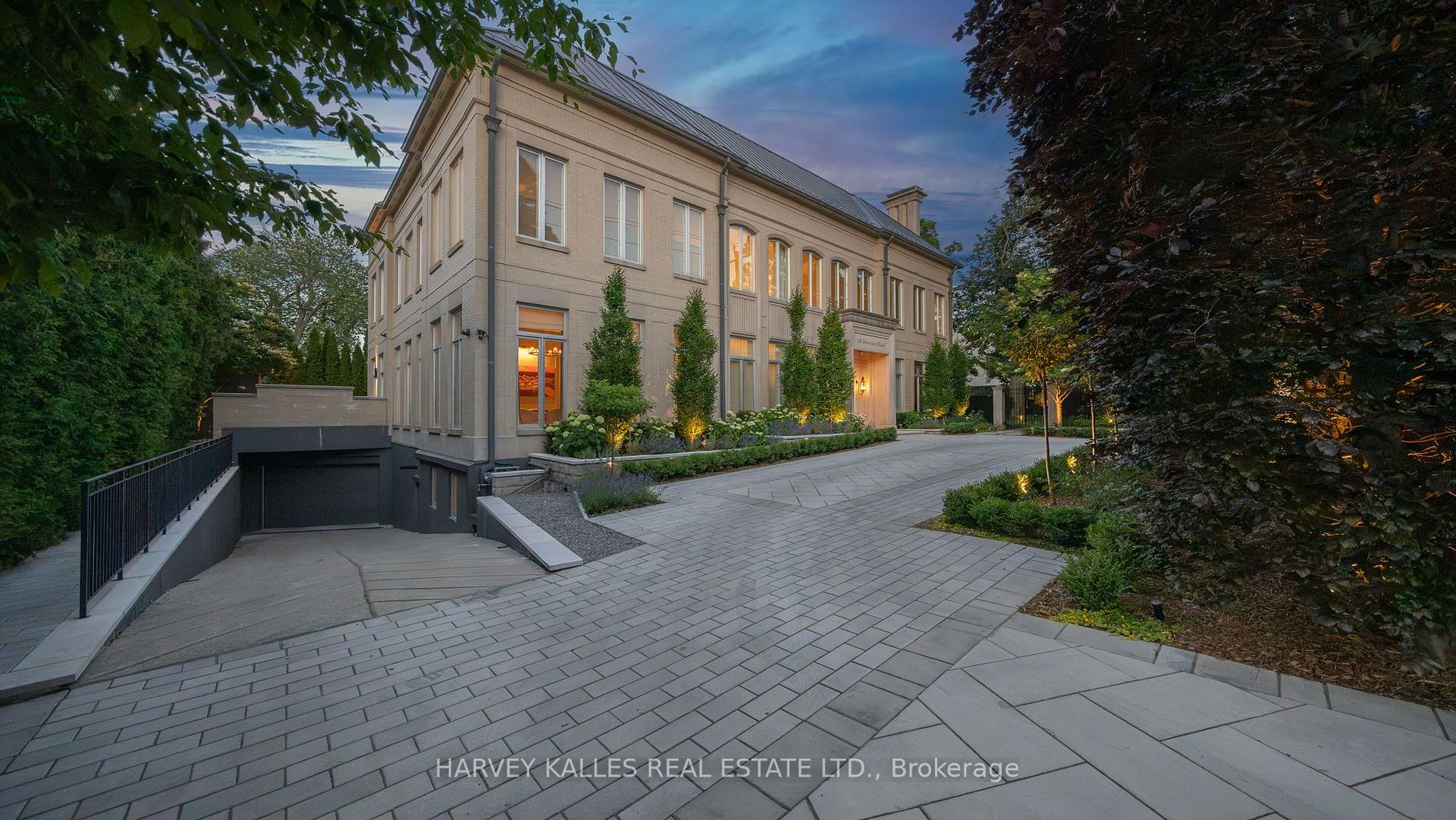 139 Dunvegan Road, Toronto