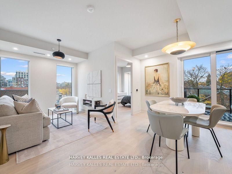 8 Manor Road W 610, Toronto Unit: 610