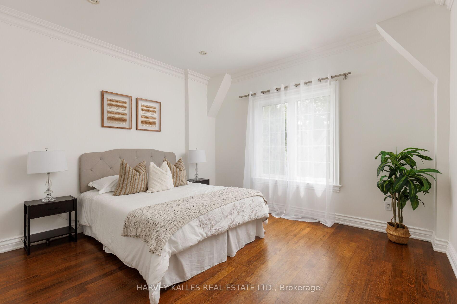 188 Florence Avenue, Toronto