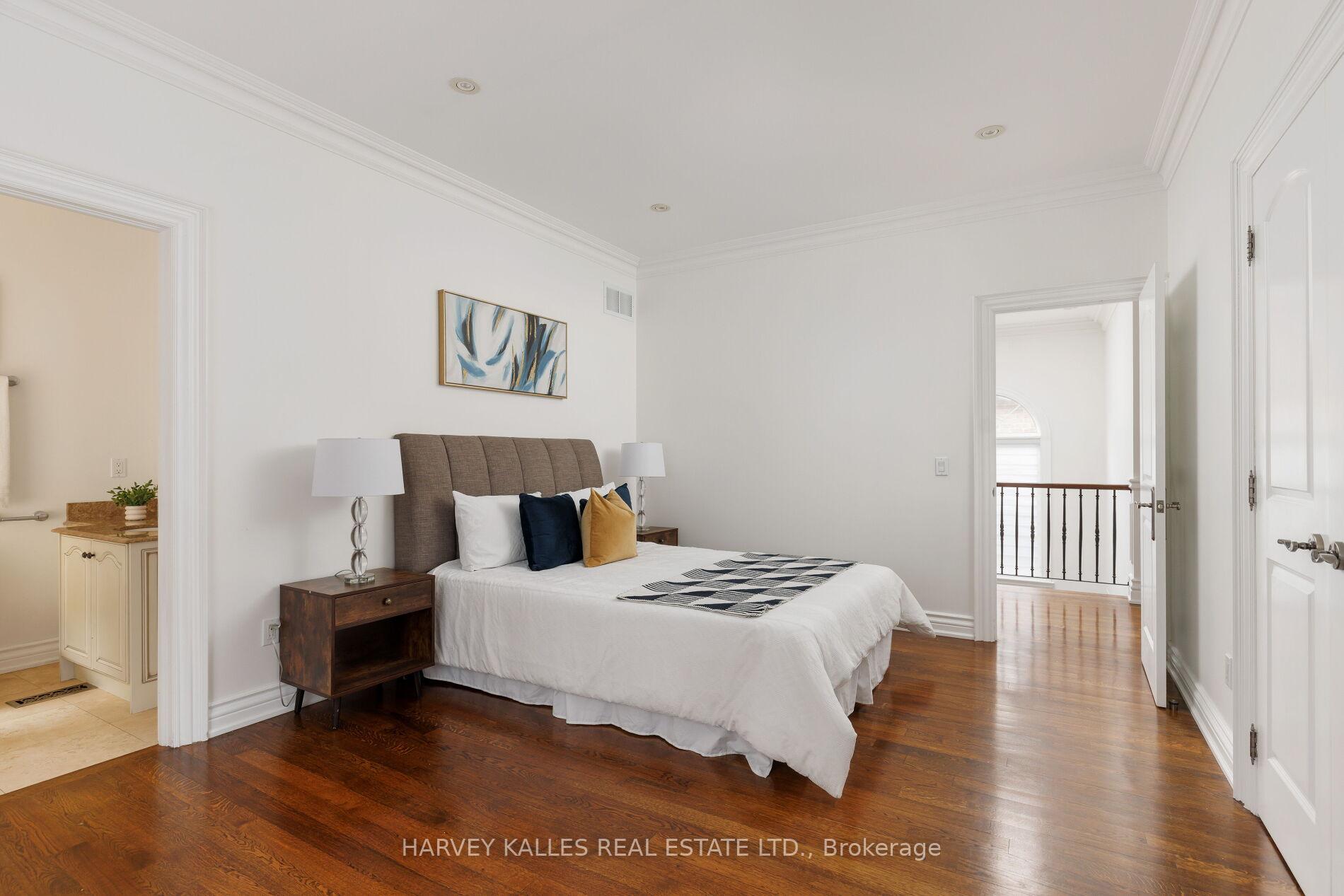 188 Florence Avenue, Toronto