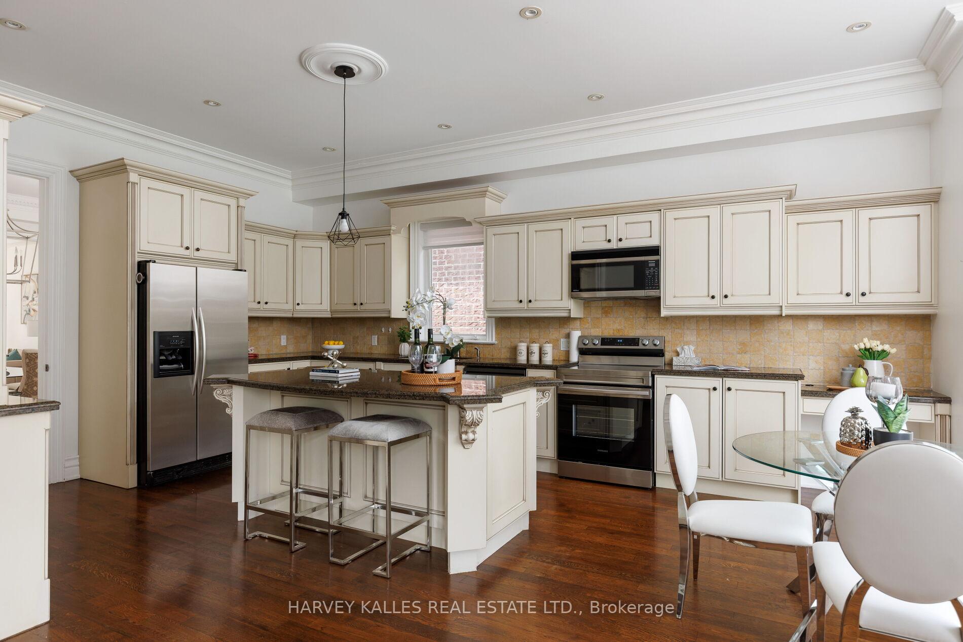 188 Florence Avenue, Toronto