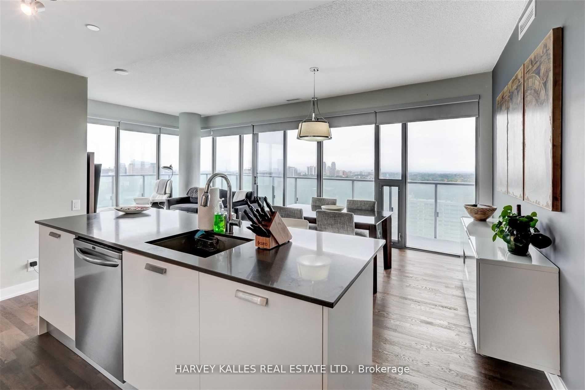 1815 Yonge Street 2502, Toronto Unit: 2502