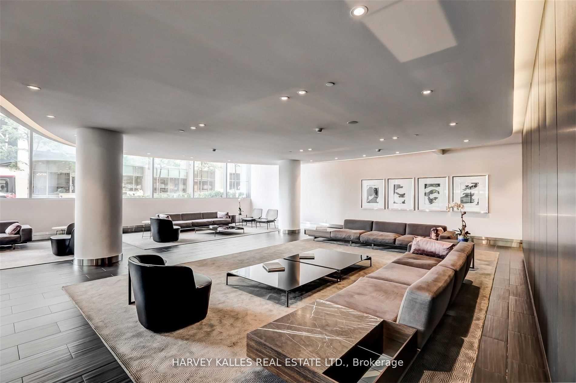 1815 Yonge Street 2502, Toronto Unit: 2502