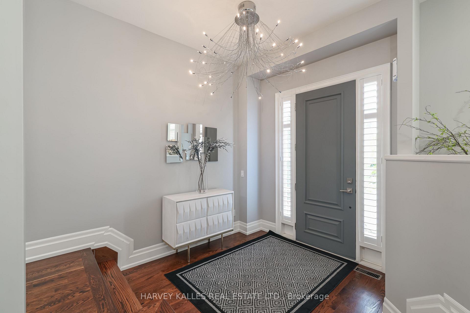 44 Churchill Avenue, Toronto
