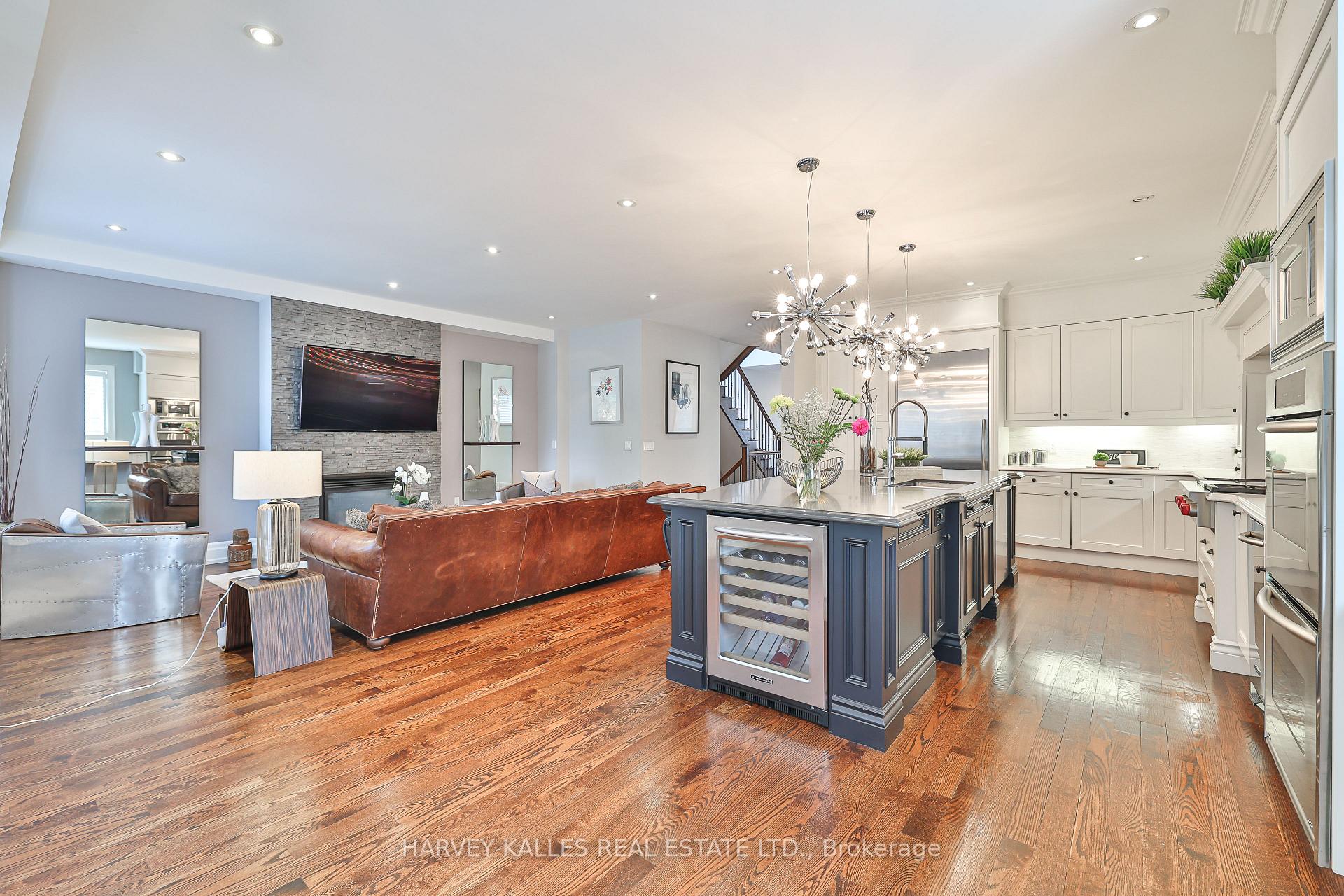 44 Churchill Avenue, Toronto