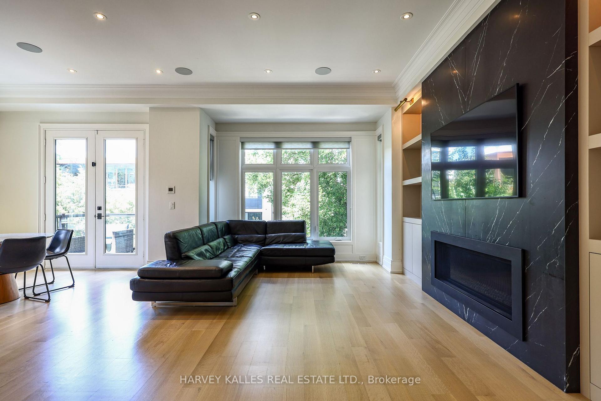 42 Carmichael Avenue, Toronto