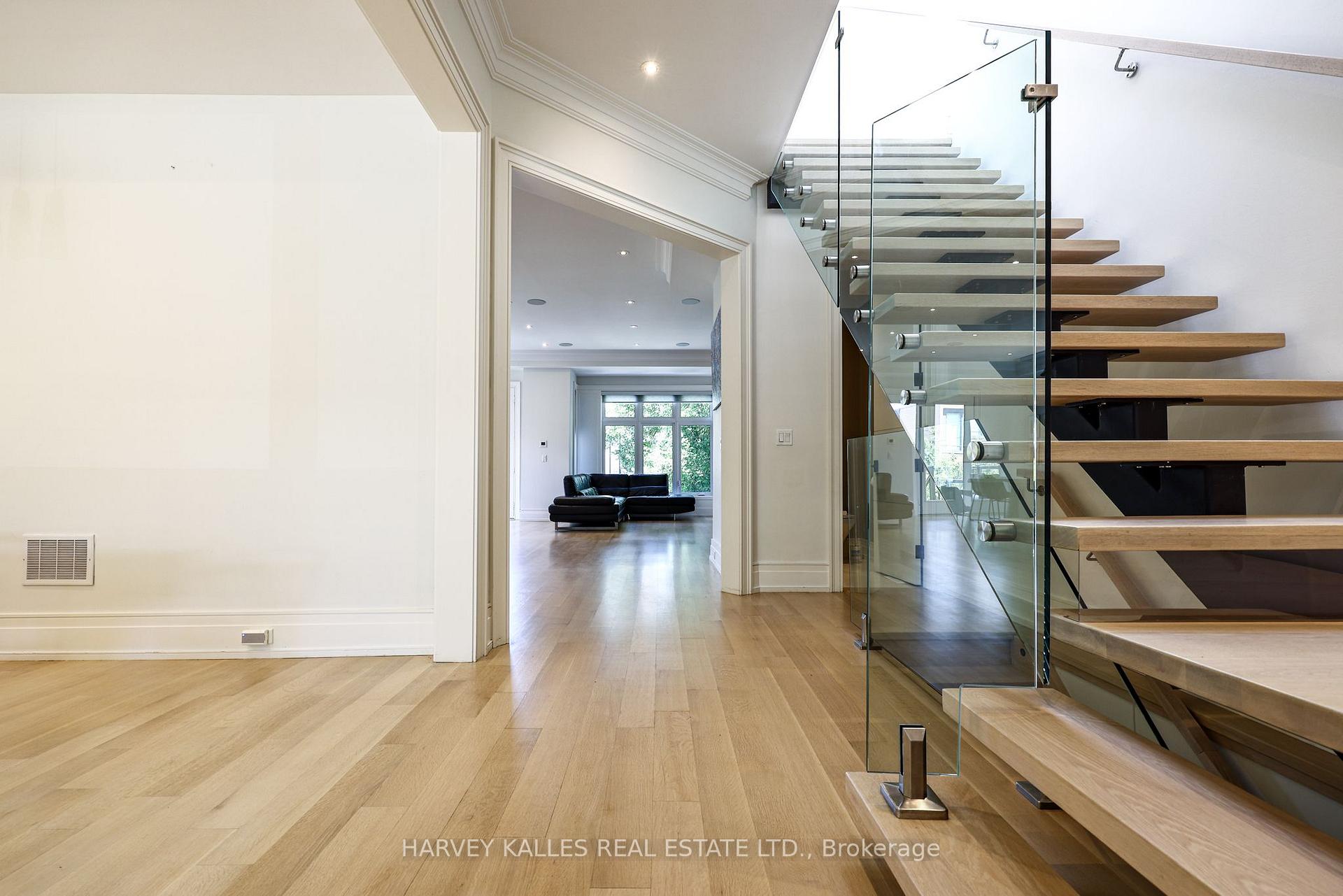 42 Carmichael Avenue, Toronto