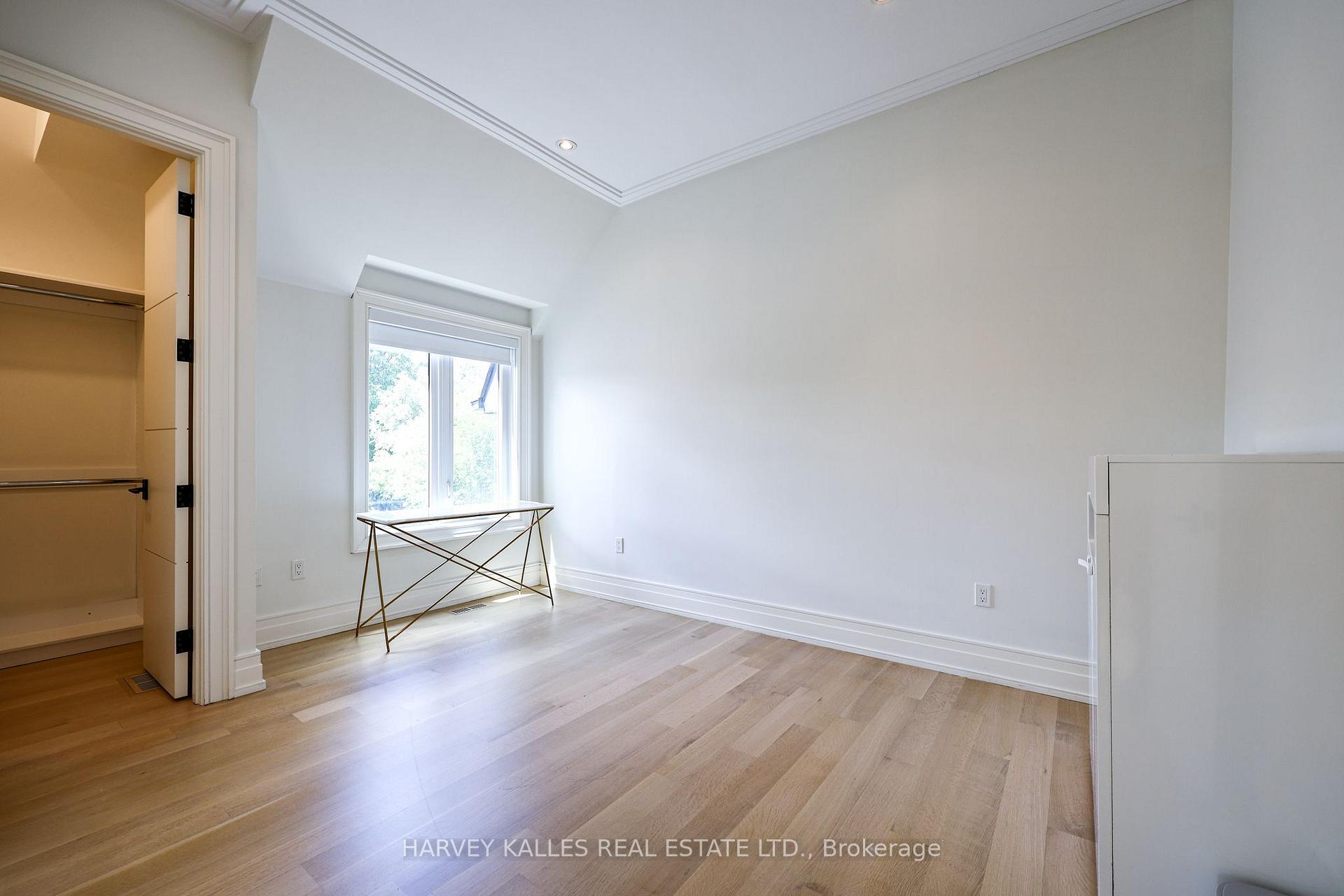 42 Carmichael Avenue, Toronto