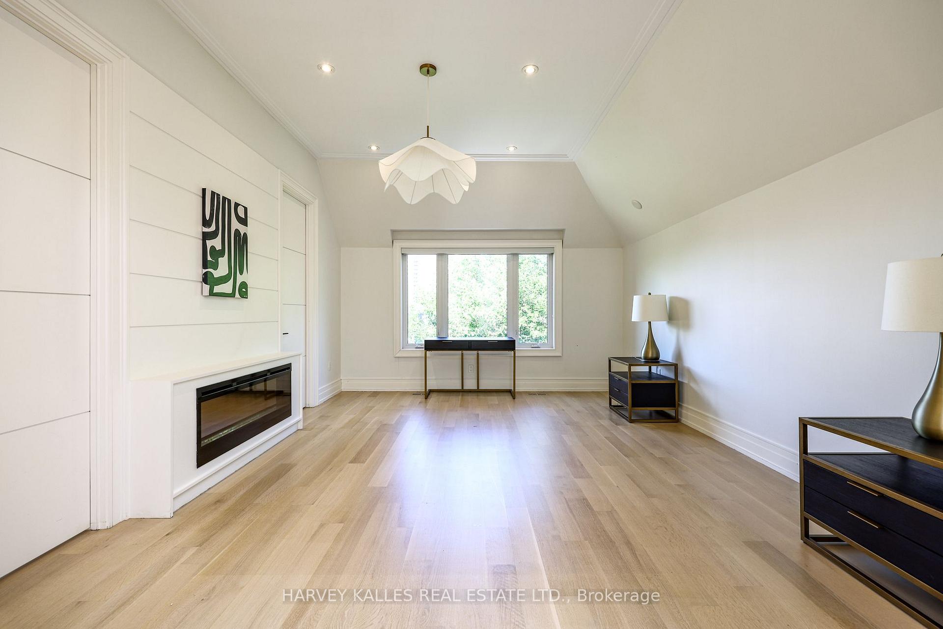 42 Carmichael Avenue, Toronto