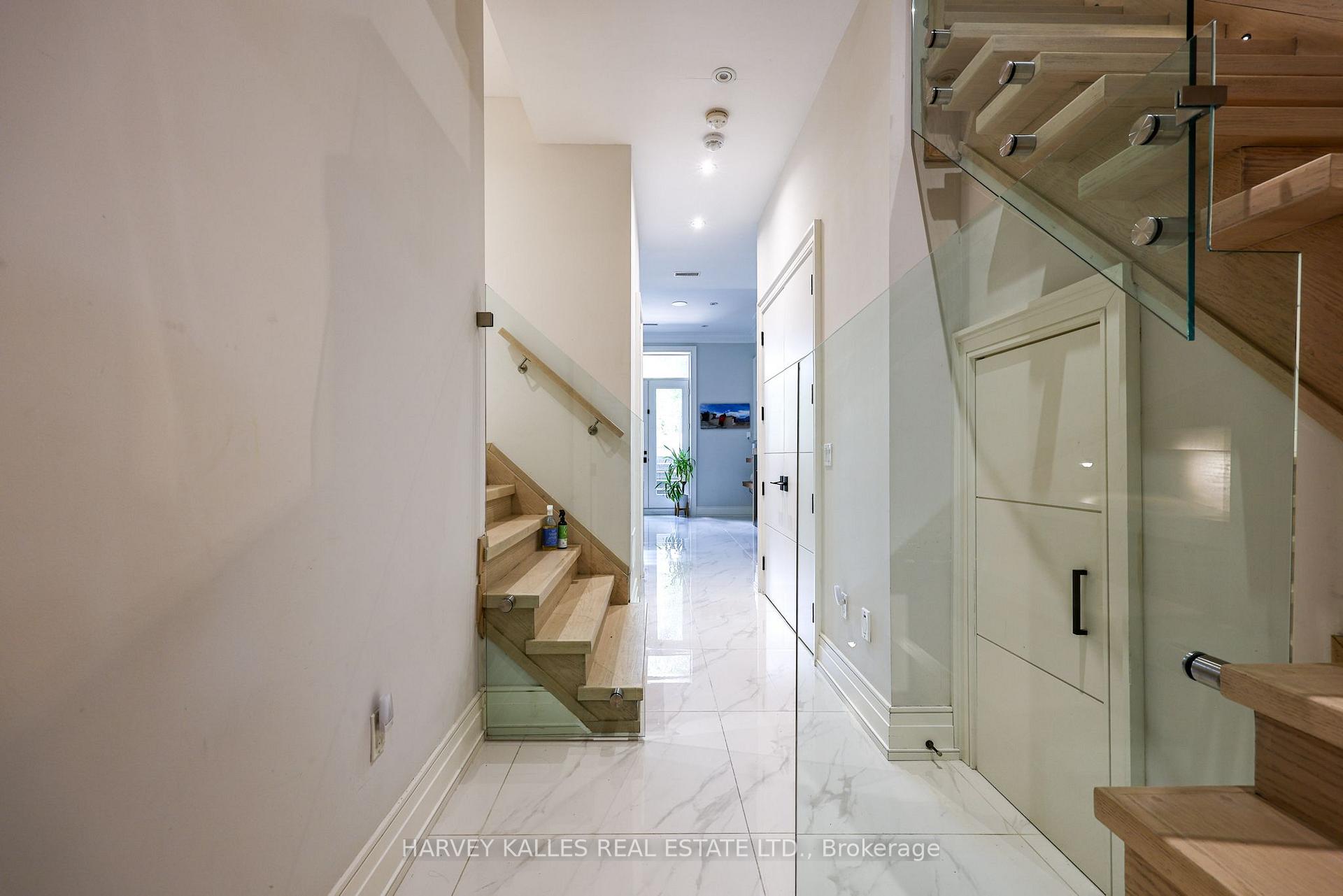 42 Carmichael Avenue, Toronto