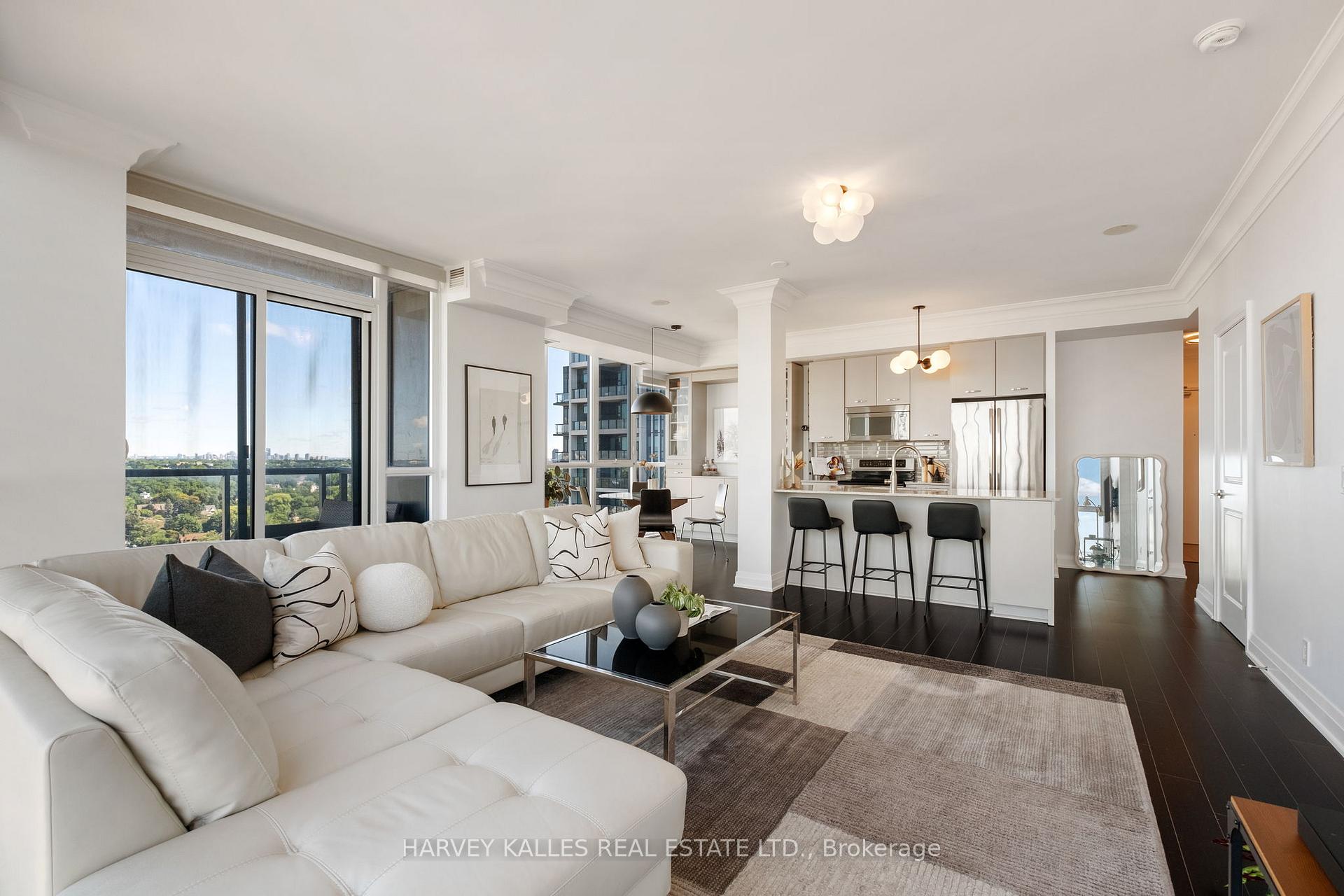 530 St Clair Avenue W 1602, Toronto Unit: 1602