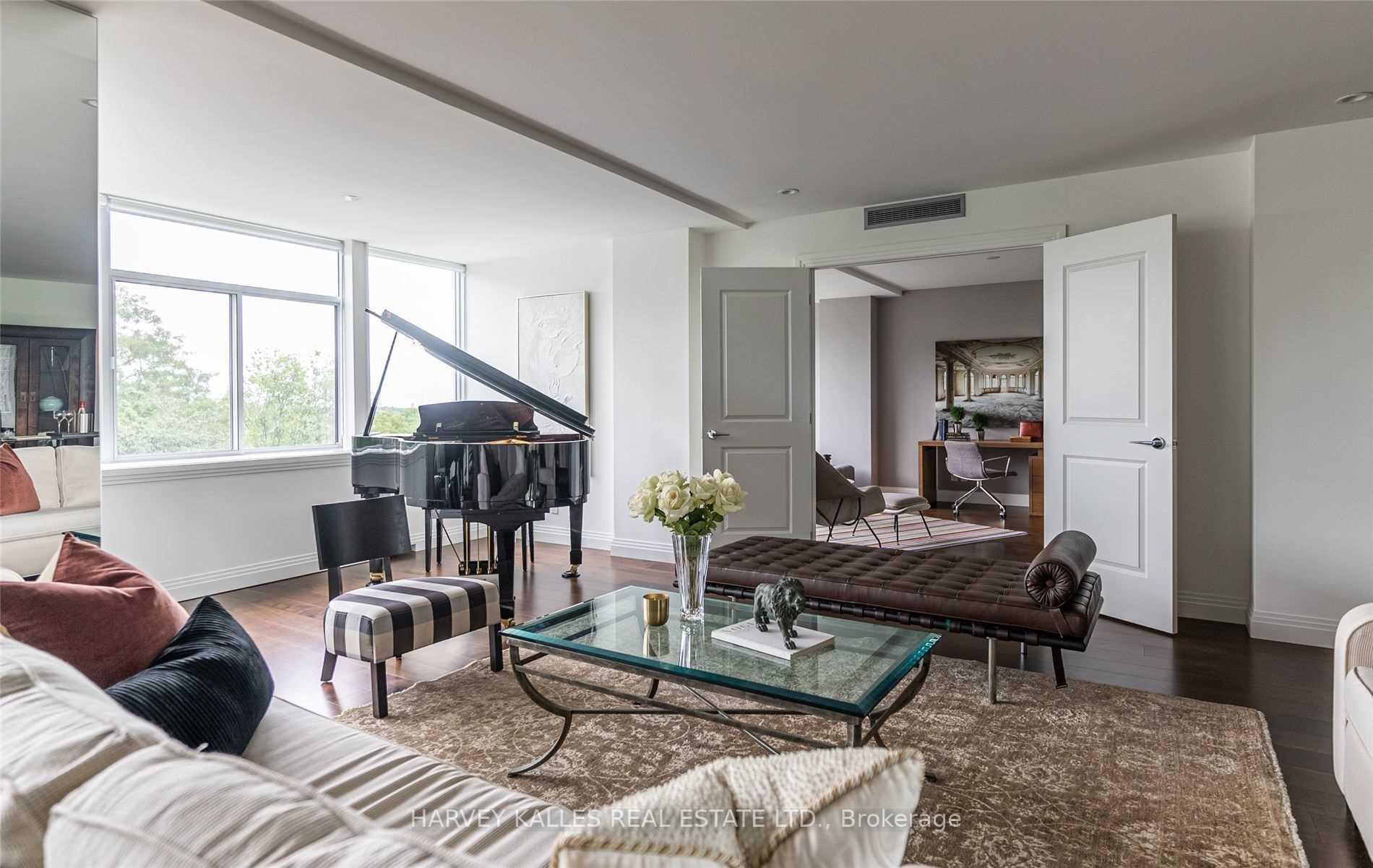 1 Benvenuto Place 320, Toronto Unit: 320