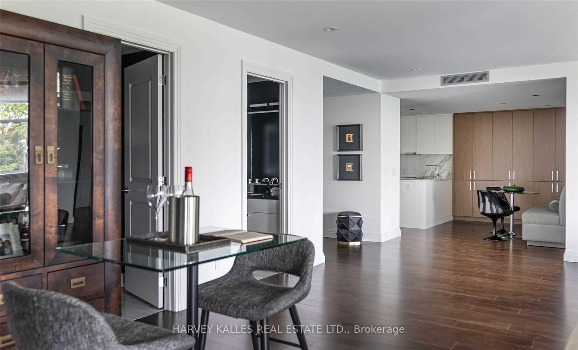 1 Benvenuto Place 320, Toronto Unit: 320