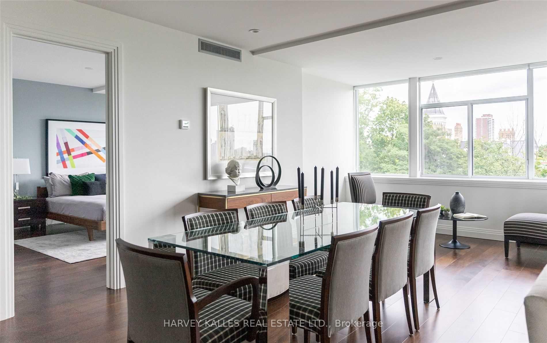 1 Benvenuto Place 320, Toronto Unit: 320