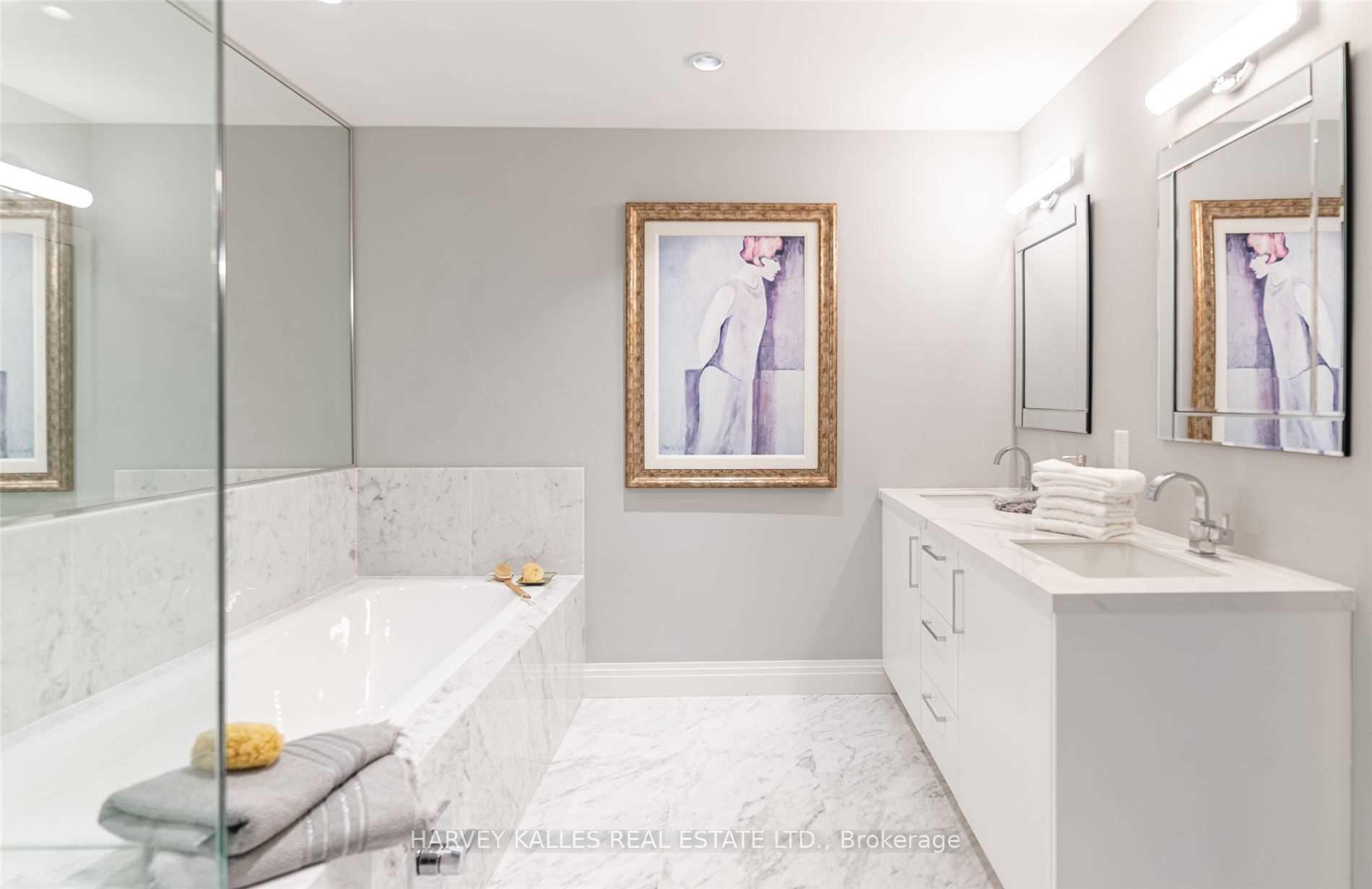 1 Benvenuto Place 320, Toronto Unit: 320