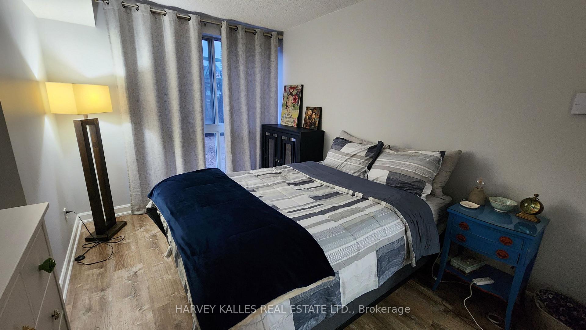 7 Broadway Avenue 211, Toronto Unit: 211