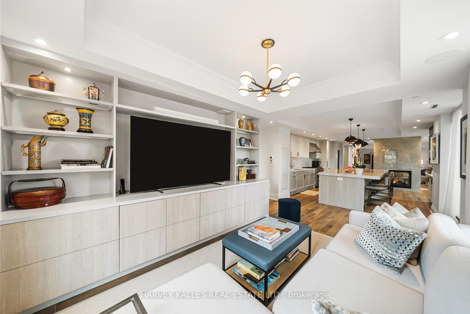 1 Forest Hill Road 701, Toronto Unit: 701