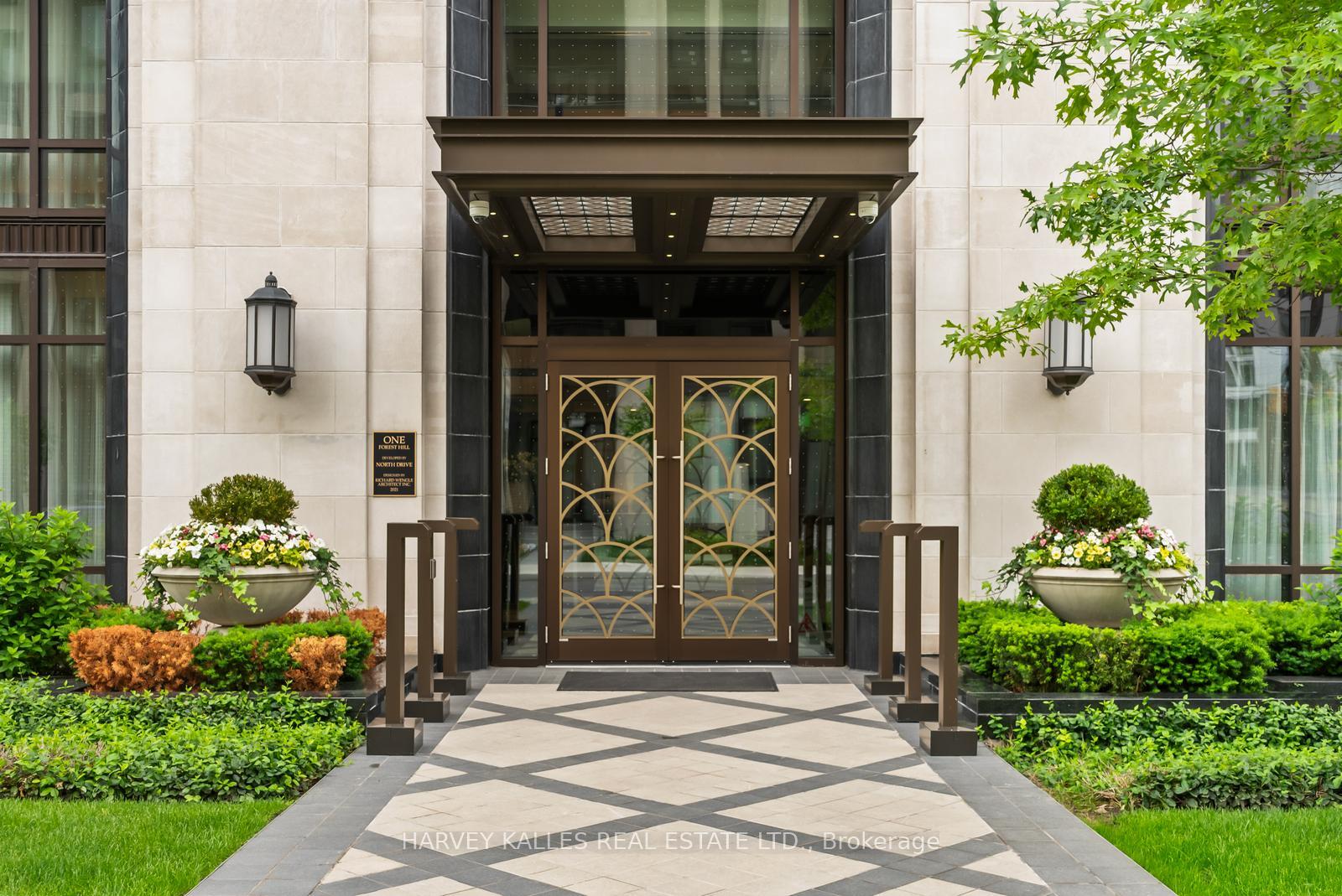 1 Forest Hill Road 701, Toronto Unit: 701