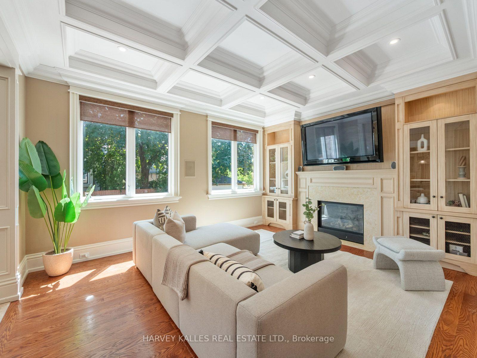 73 Carmichael Avenue, Toronto