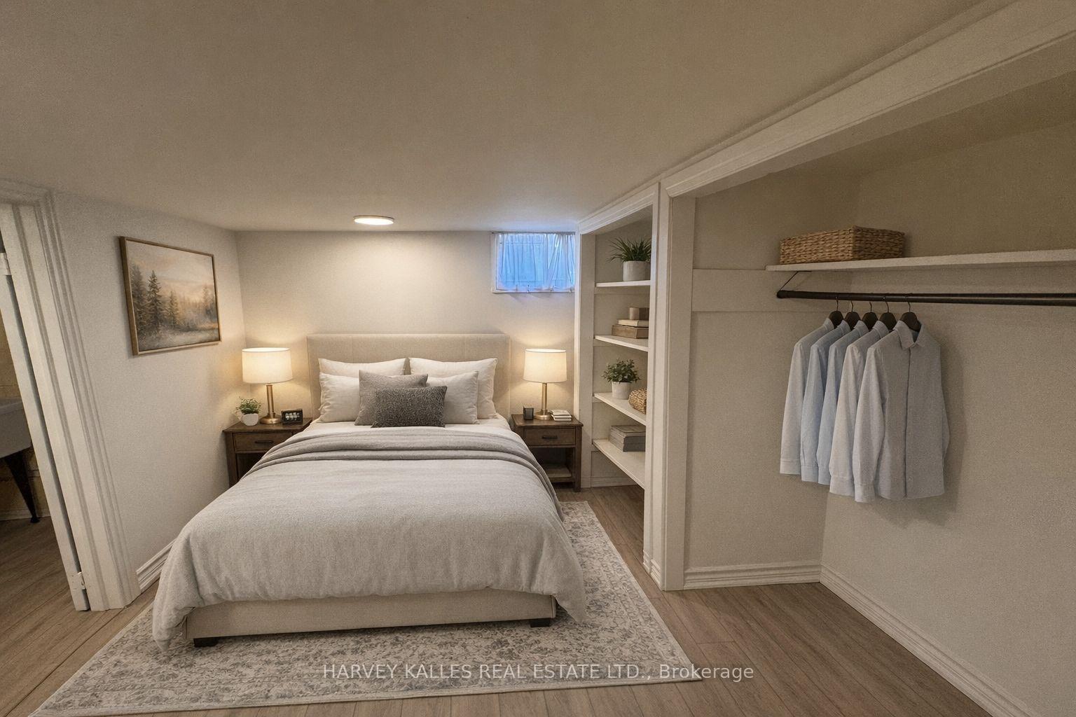 628 Manning Avenue, Toronto