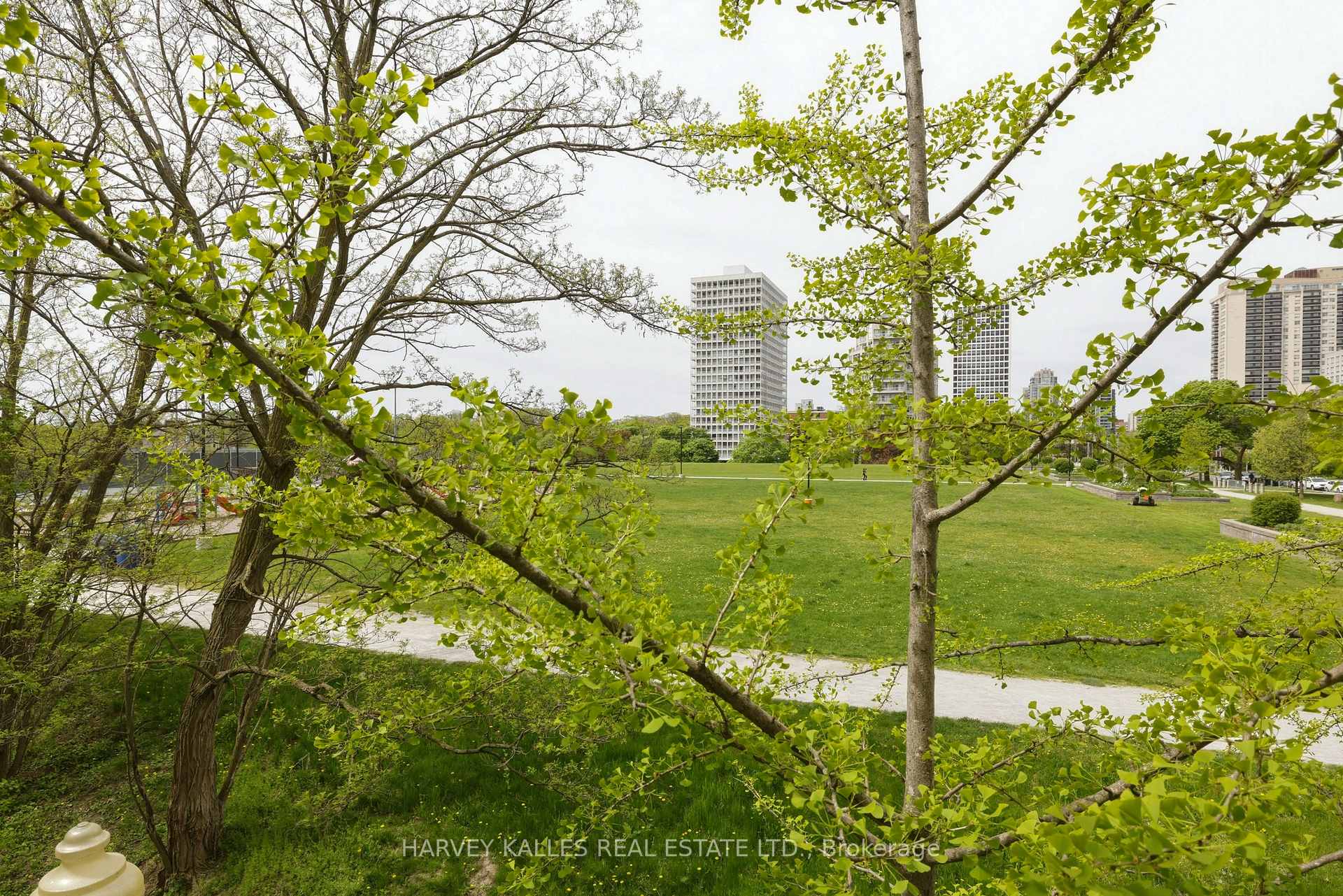 260 Russell Hill Road 21, Toronto Unit: 21