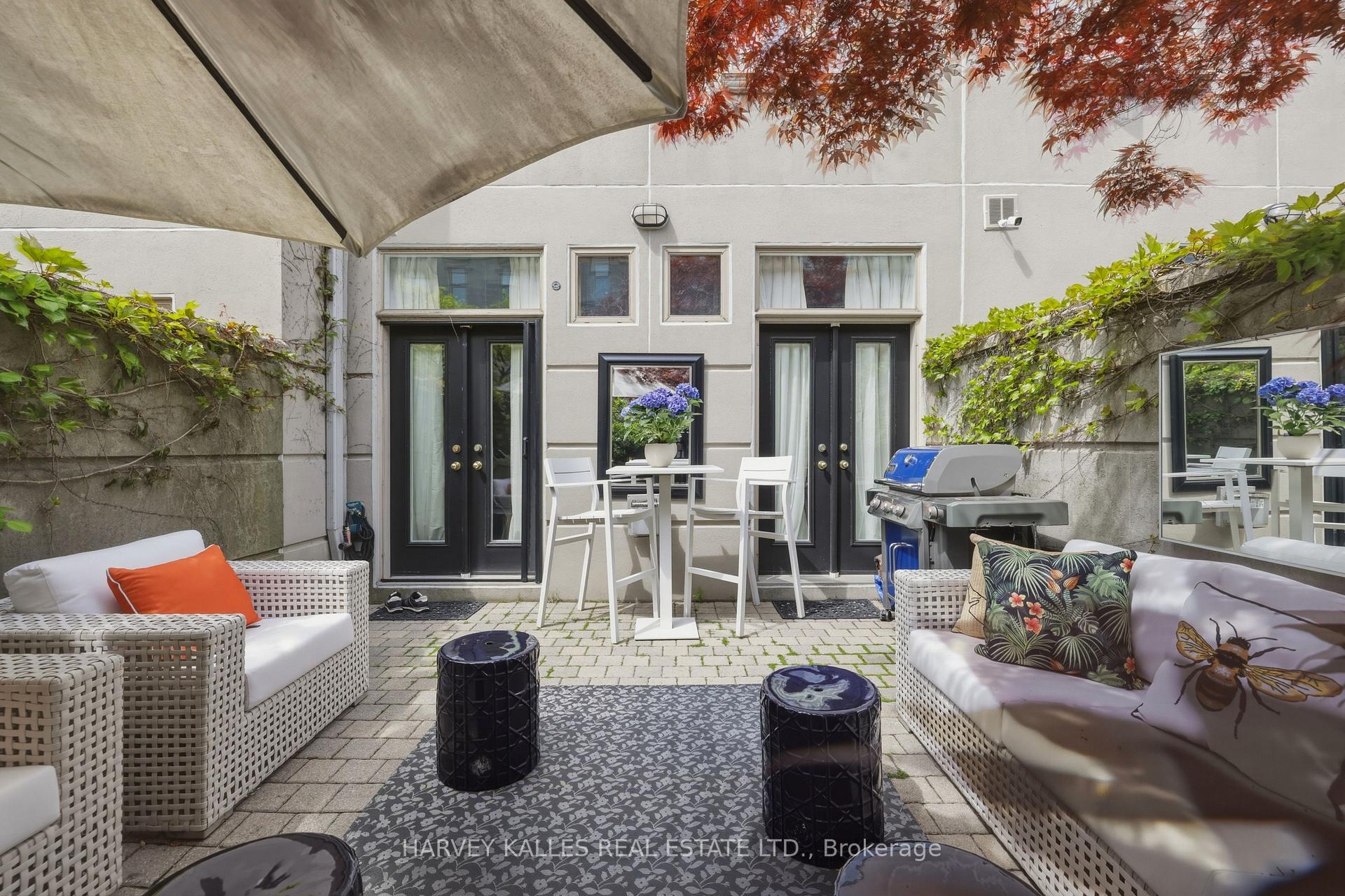 260 Russell Hill Road 21, Toronto Unit: 21