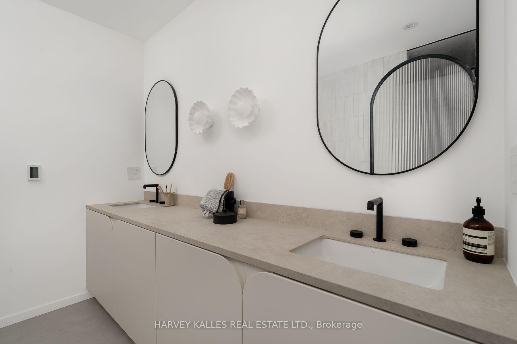 534 Duplex Avenue, Toronto