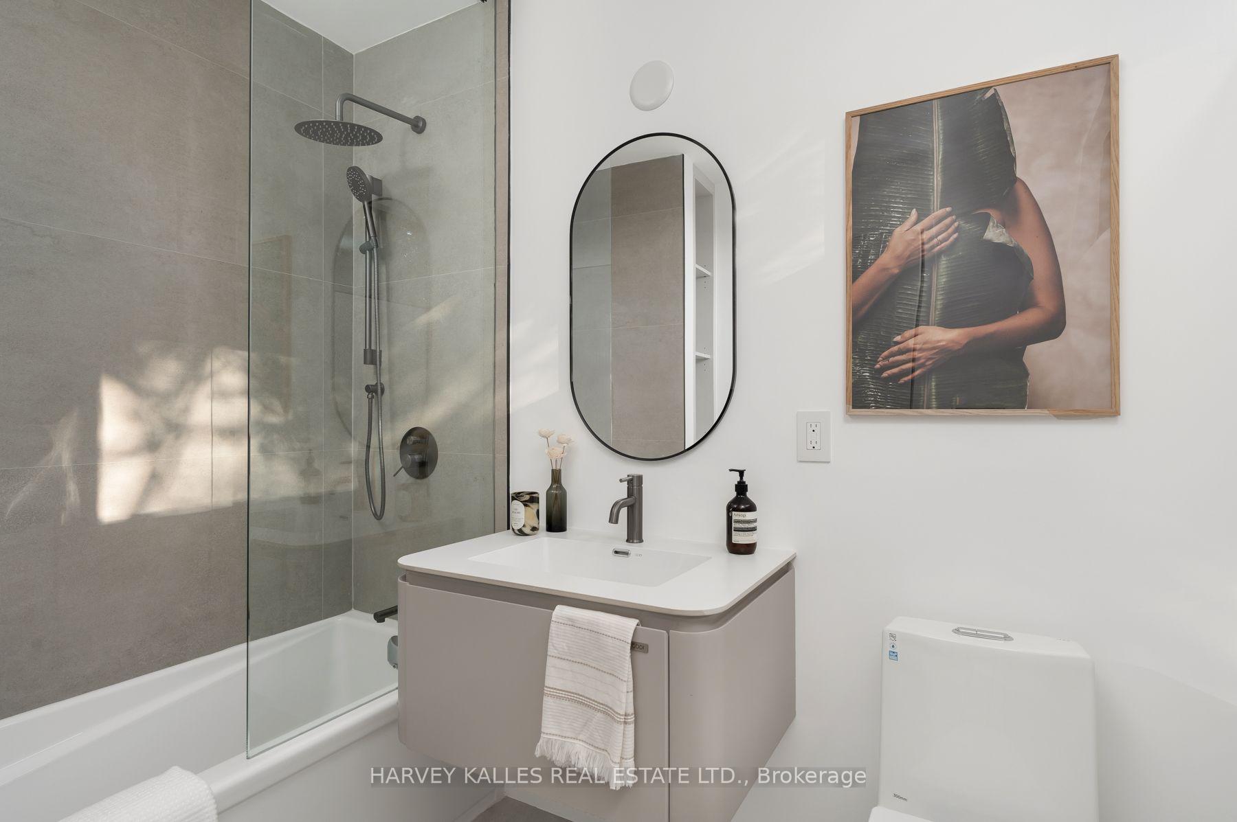 534 Duplex Avenue, Toronto