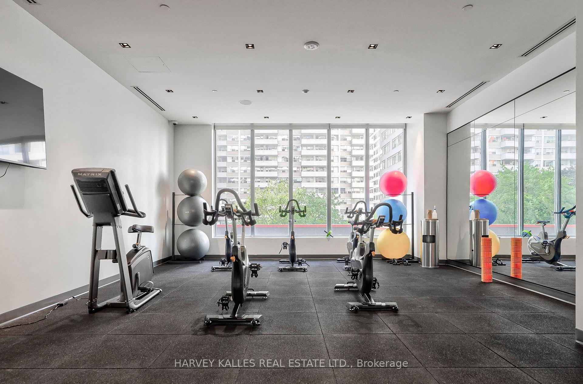 50 Dunfield Avenue LPH19, Toronto Unit: LPH19